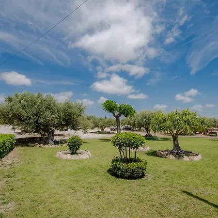 Rural Avril Villa Camarles
